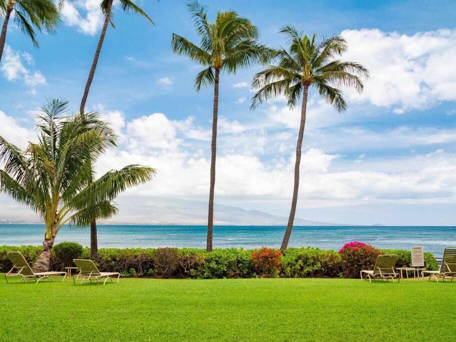Stunning Maui Direct Ocean Front On The Beach, Walk To Beach From Condo, Watch Turtles, Whales, Ac In All Rooms Ocean View Pool And Spa Wailuku Ngoại thất bức ảnh