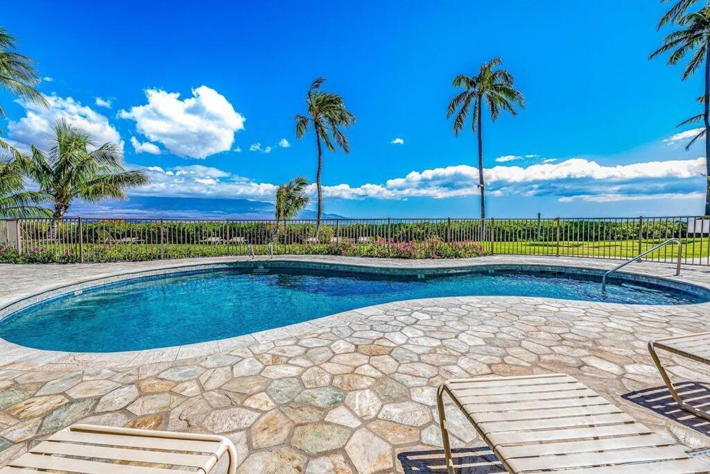 Stunning Maui Direct Ocean Front On The Beach, Walk To Beach From Condo, Watch Turtles, Whales, Ac In All Rooms Ocean View Pool And Spa Wailuku Ngoại thất bức ảnh
