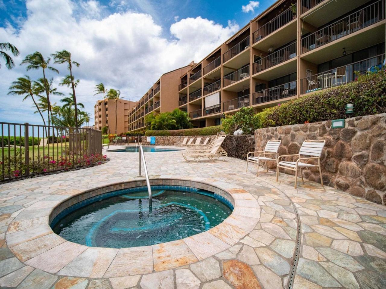 Stunning Maui Direct Ocean Front On The Beach, Walk To Beach From Condo, Watch Turtles, Whales, Ac In All Rooms Ocean View Pool And Spa Wailuku Ngoại thất bức ảnh